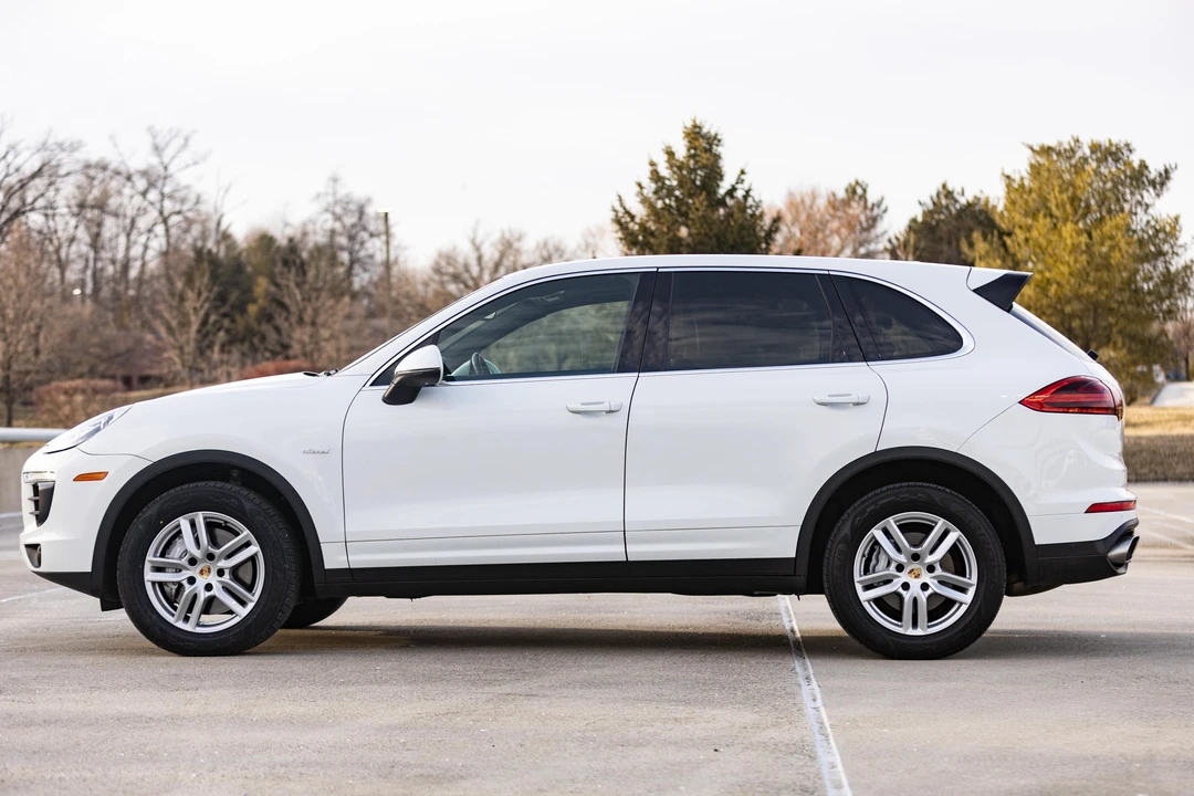 2016 Porsche 958 Cayenne Diesel - Image 11 of 31