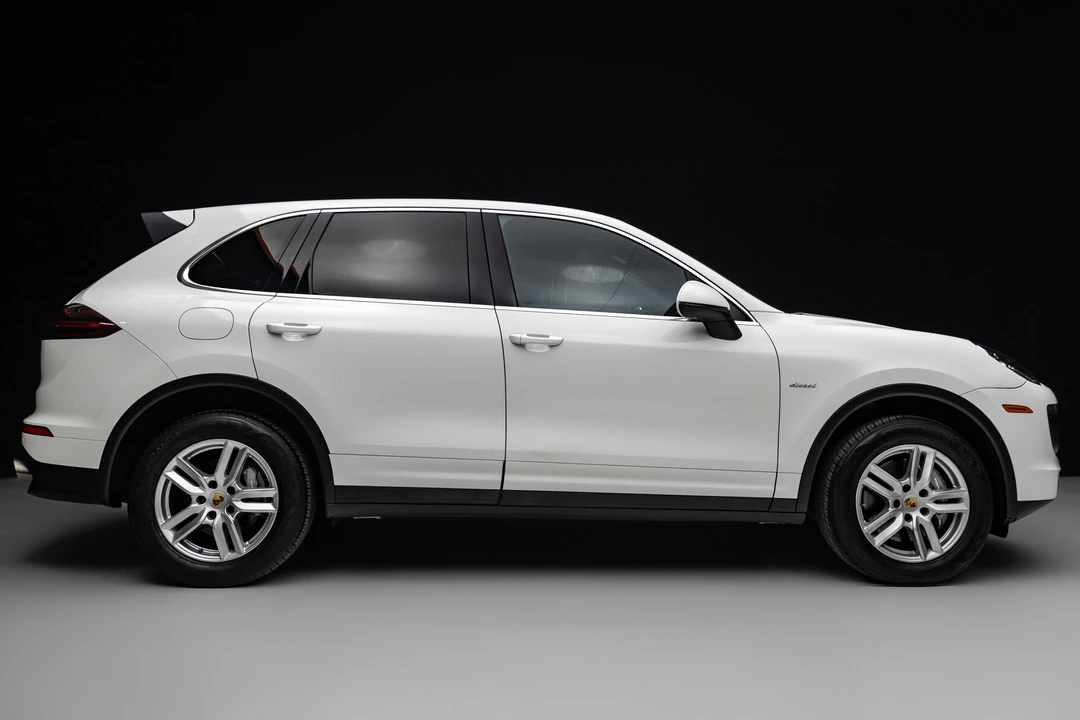 2016 Porsche 958 Cayenne Diesel - Image 21 of 31
