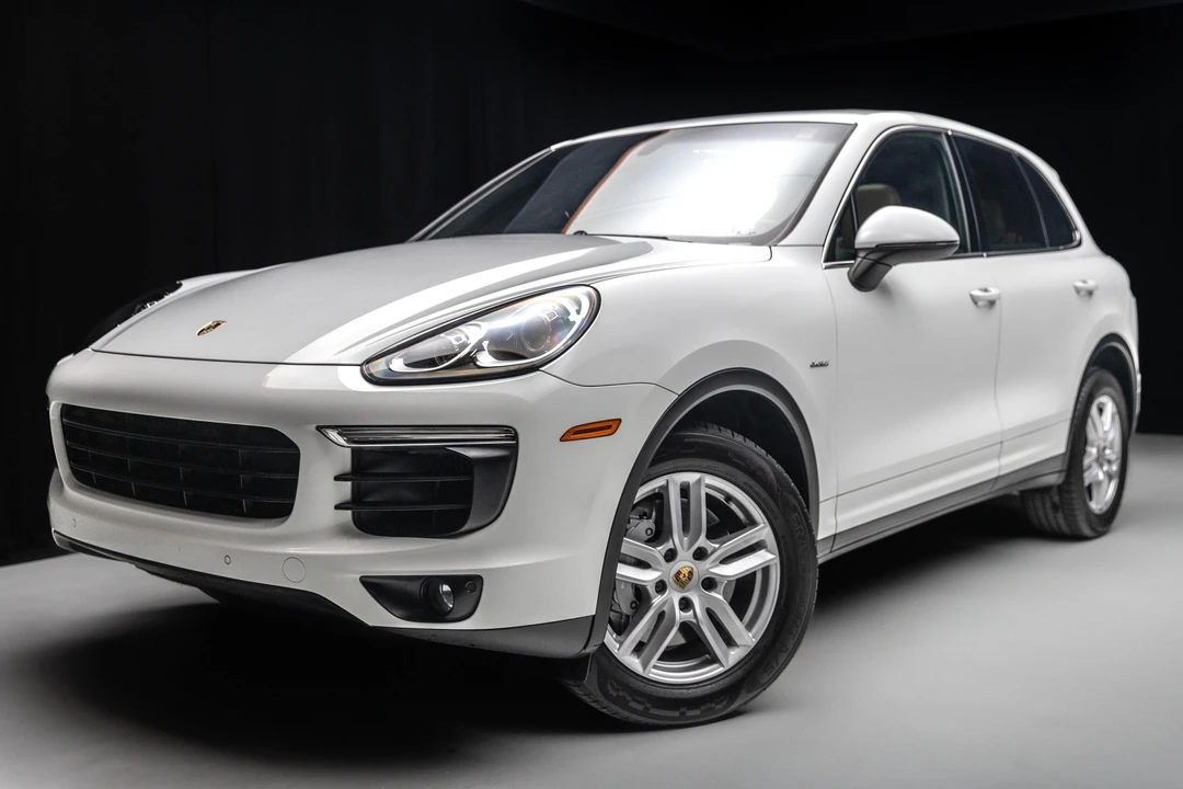 2016 Porsche 958 Cayenne Diesel - Image 10 of 31