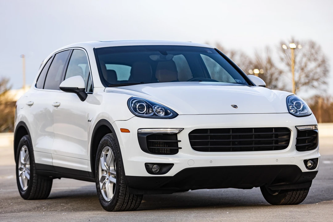 2016 Porsche 958 Cayenne Diesel - Image 25 of 31