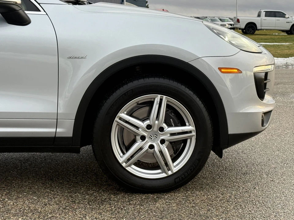 2016 Porsche 958 Cayenne Diesel - Image 22 of 31