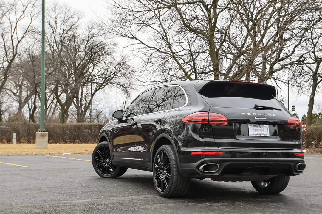 2016 Porsche 958 Cayenne Diesel - Image 11 of 31