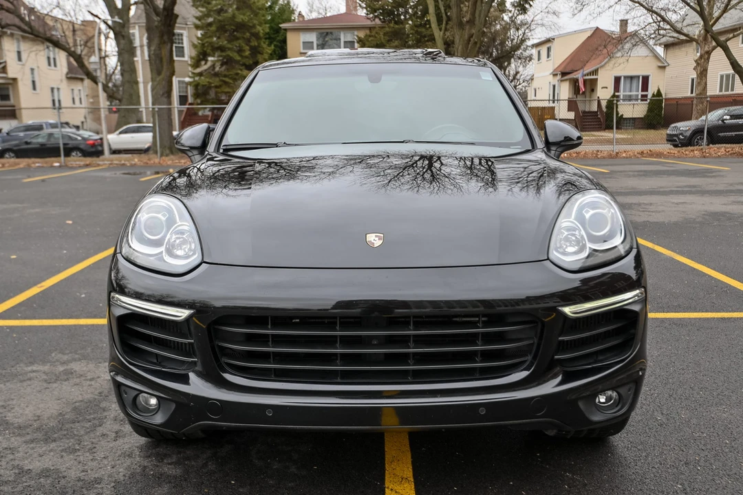 2016 Porsche 958 Cayenne Diesel - Image 2 of 31