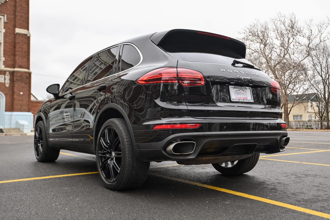 2016 Porsche 958 Cayenne Diesel - Image 12 of 31
