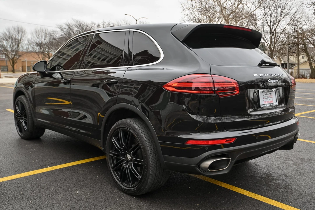 2016 Porsche 958 Cayenne Diesel - Image 13 of 31