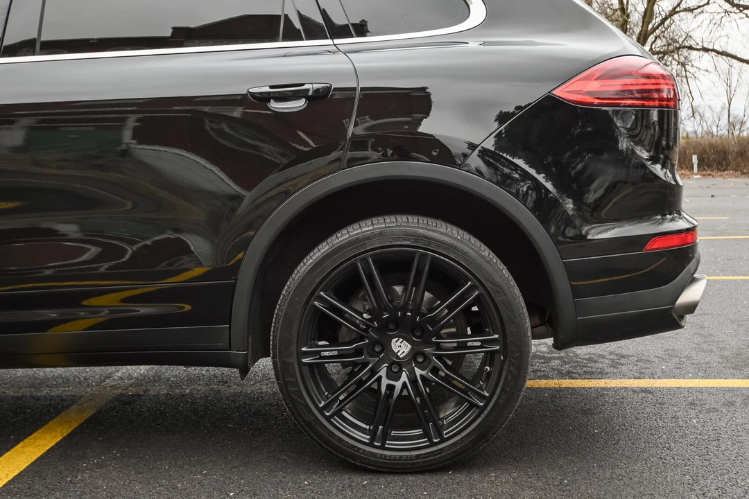 2016 Porsche 958 Cayenne Diesel - Image 30 of 31