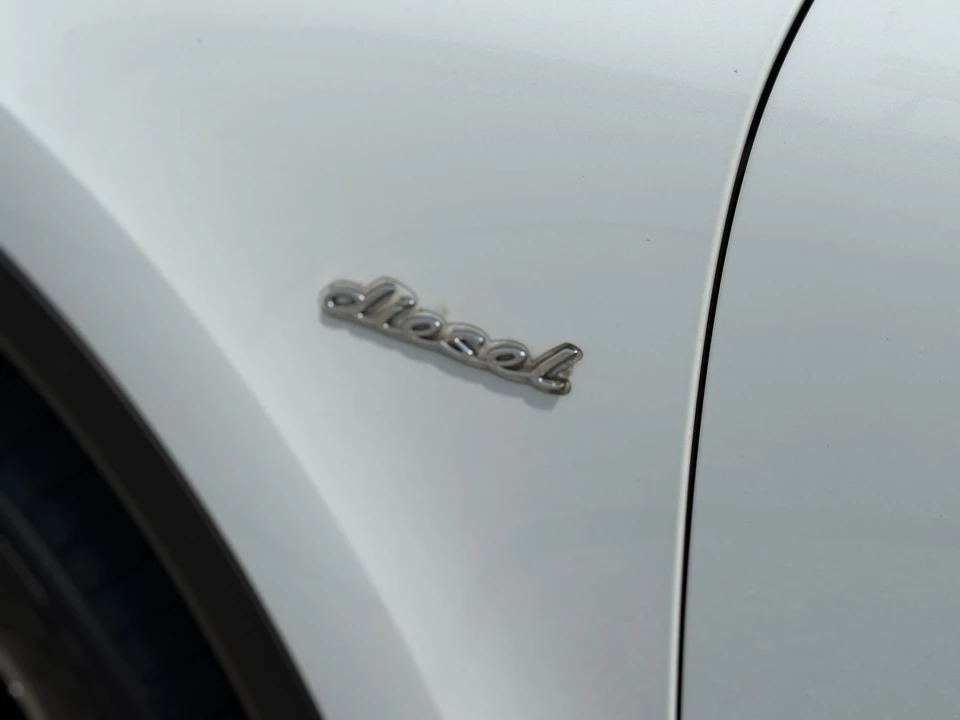 2016 Porsche 958 Cayenne Diesel - Image 19 of 31