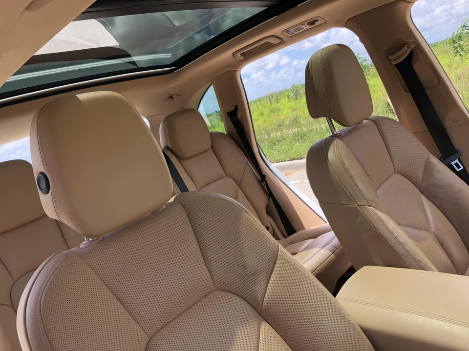 2016 Porsche 958 Cayenne Diesel - Image 30 of 31