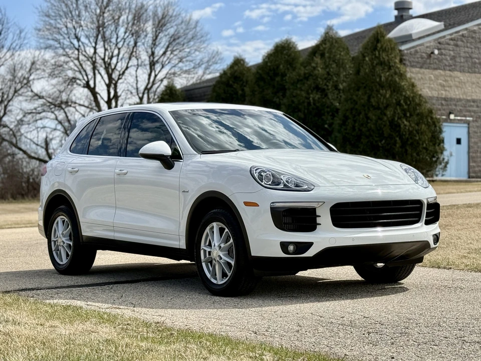 2016 Porsche 958 Cayenne Diesel - Image 14 of 31