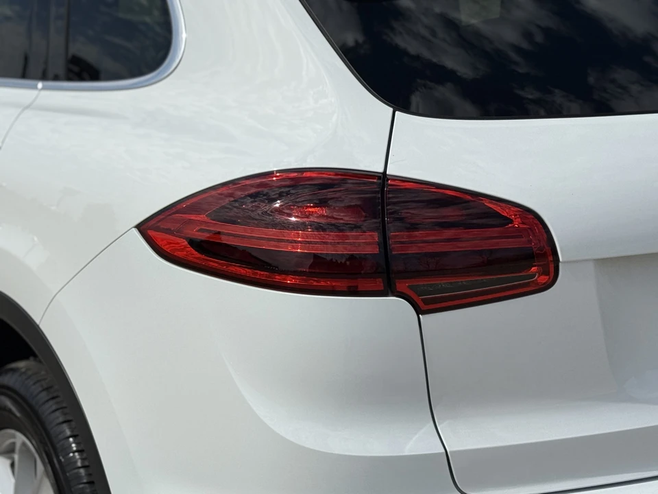 2016 Porsche 958 Cayenne Diesel - Image 26 of 31