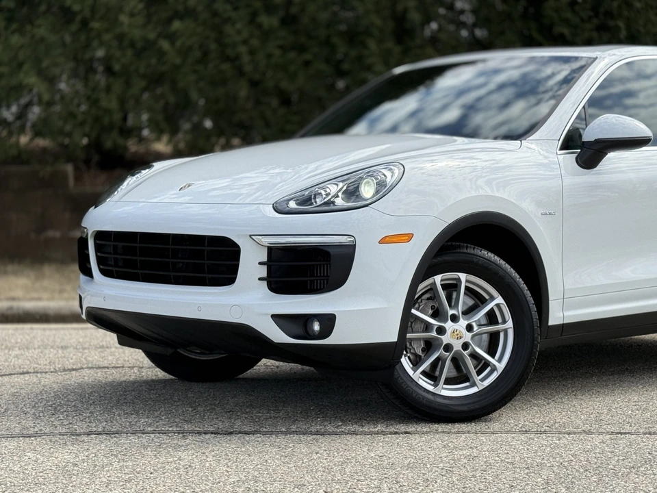 2016 Porsche 958 Cayenne Diesel - Image 16 of 31