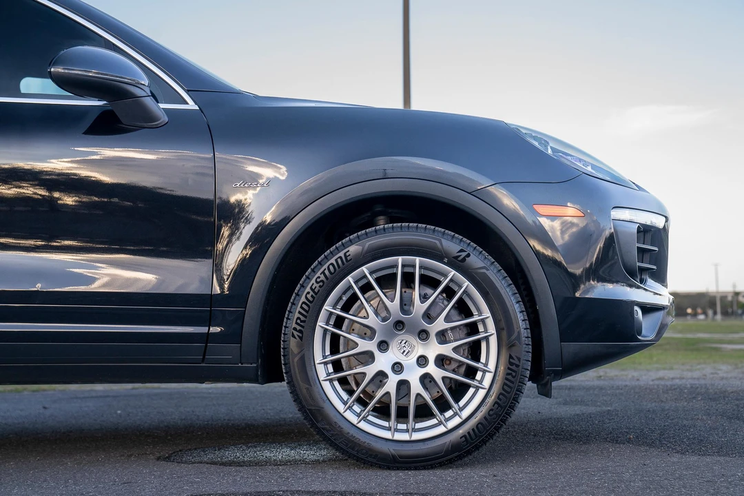 2016 Porsche 958 Cayenne Diesel - Image 26 of 31