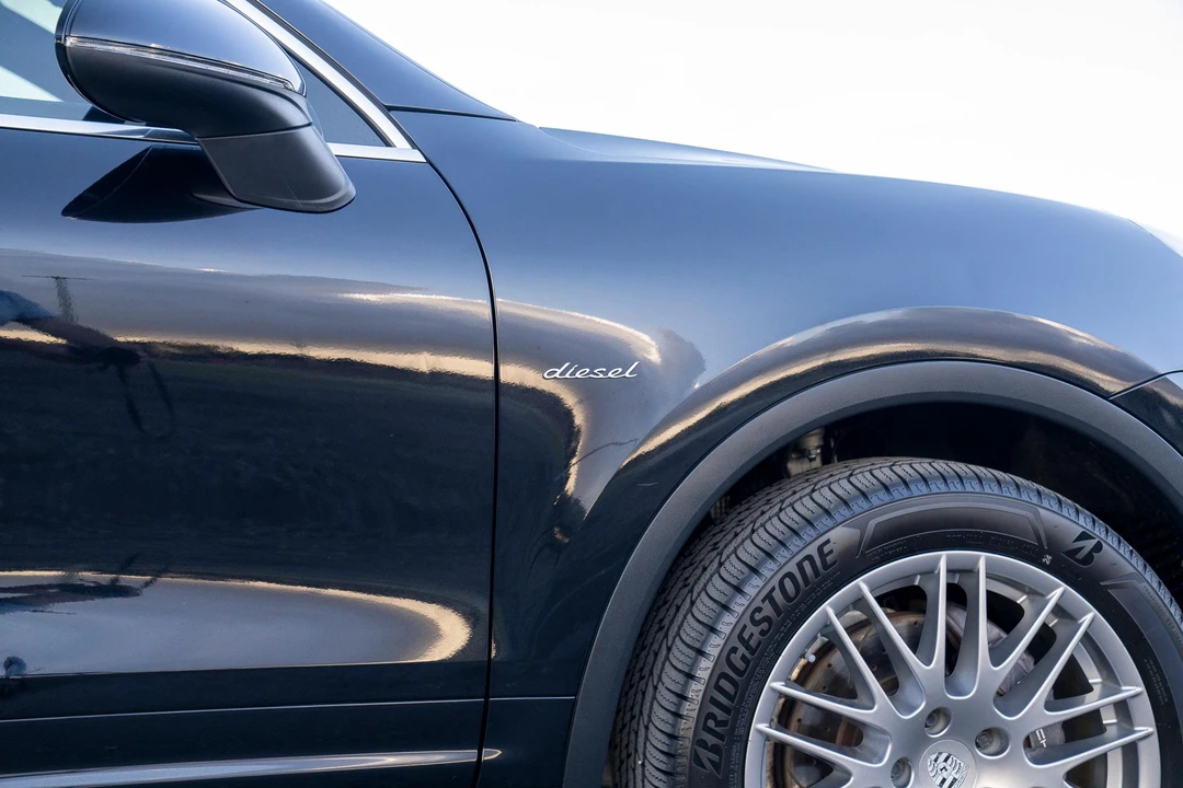 2016 Porsche 958 Cayenne Diesel - Image 27 of 31