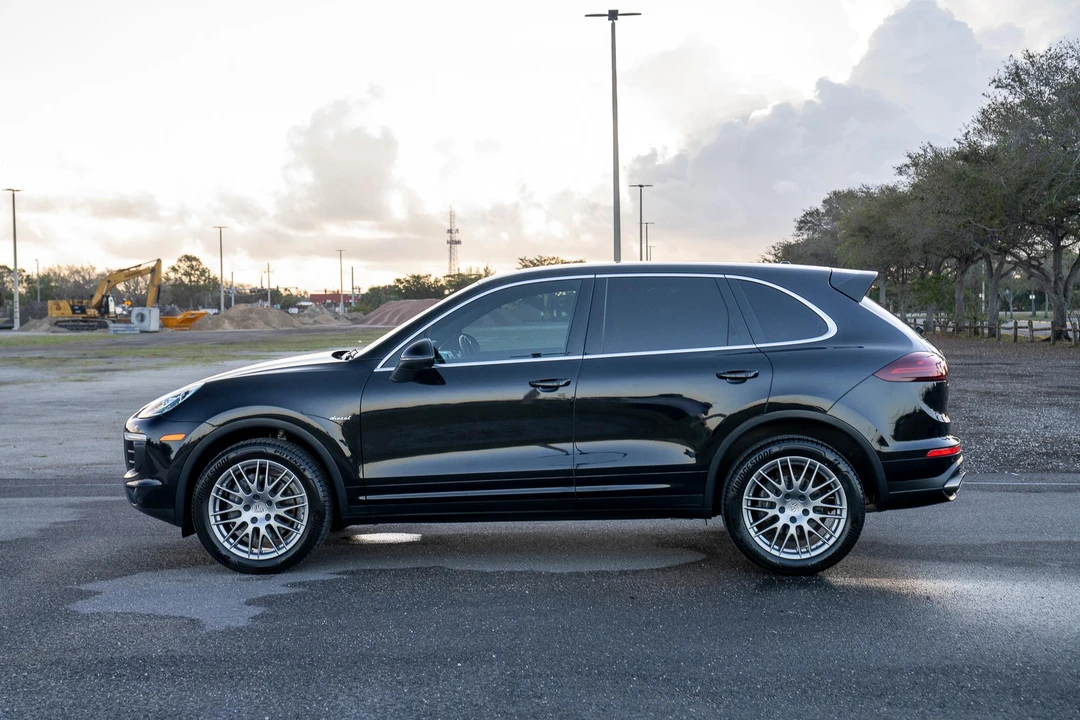 2016 Porsche 958 Cayenne Diesel - Image 17 of 31