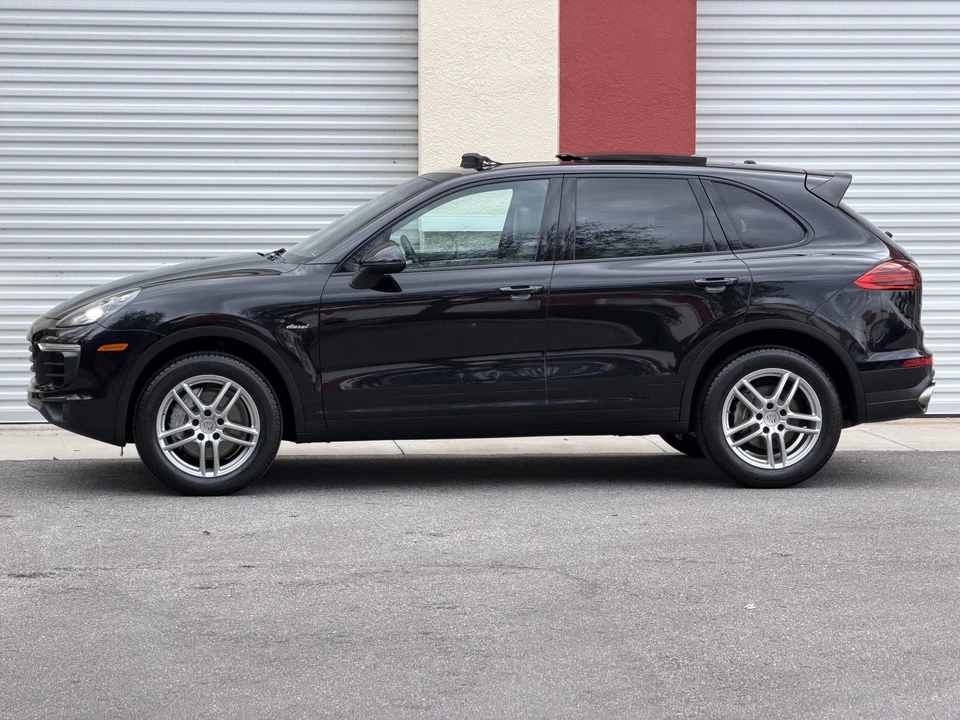 2016 Porsche 958 Cayenne Diesel - Image 16 of 31