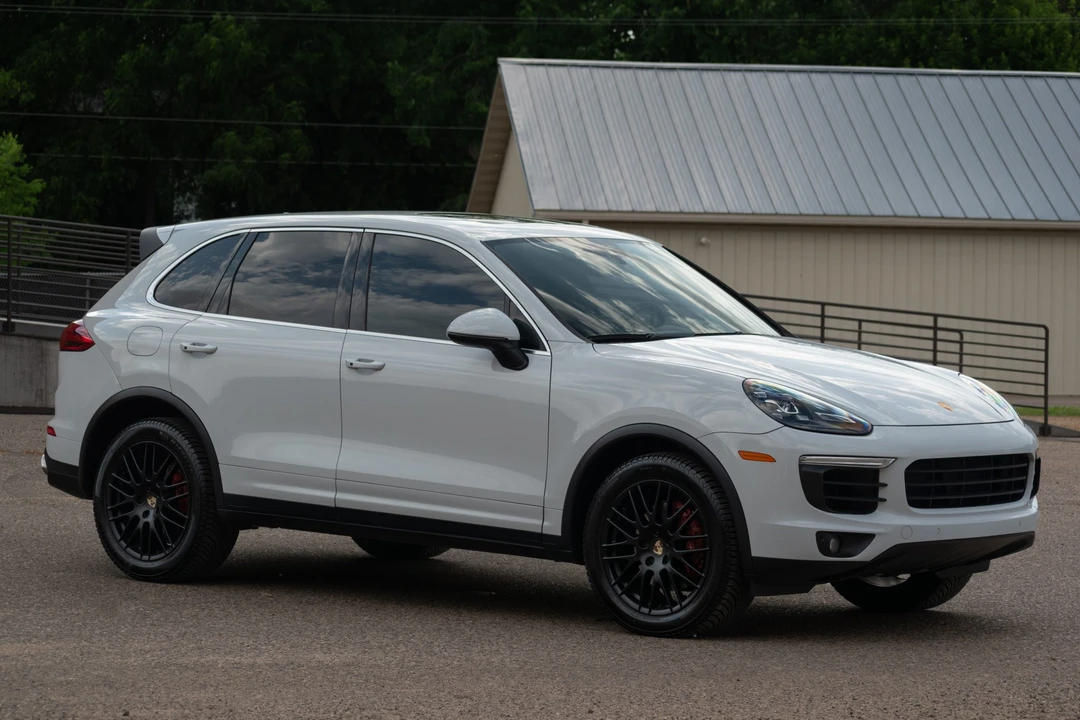 2016 Porsche 958 Cayenne Diesel - Image 30 of 31