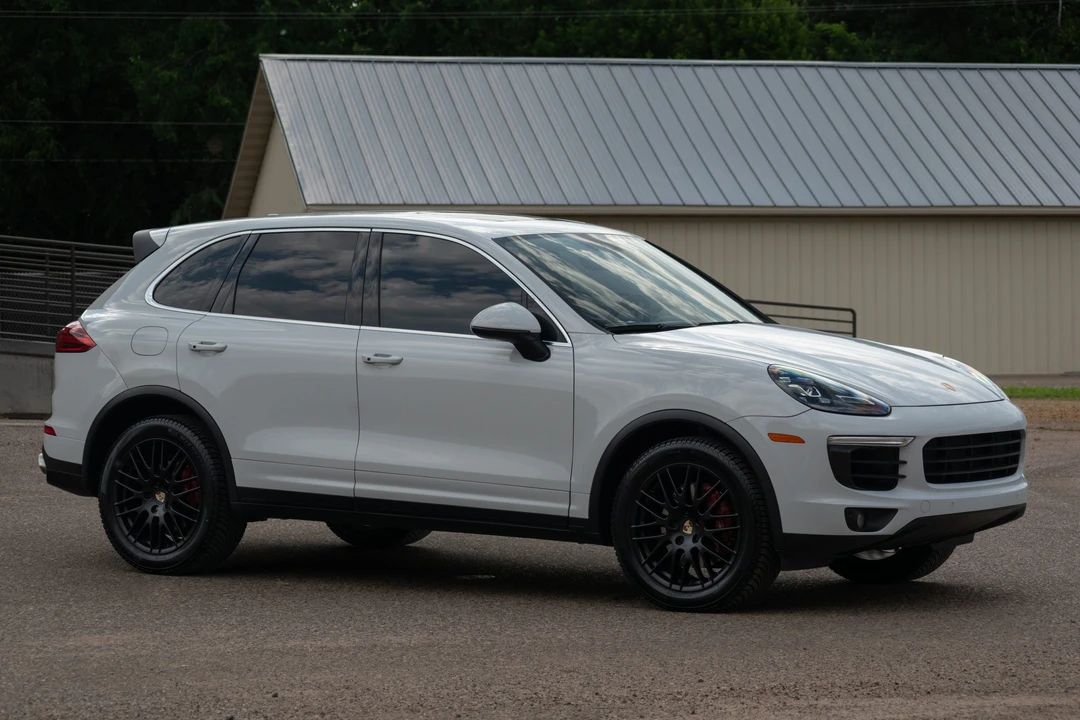 2016 Porsche 958 Cayenne Diesel - Image 28 of 31