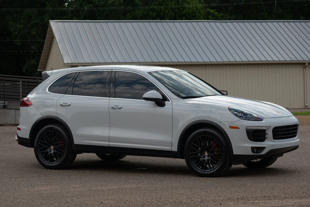 2016 Porsche 958 Cayenne Diesel - Image 27 of 31
