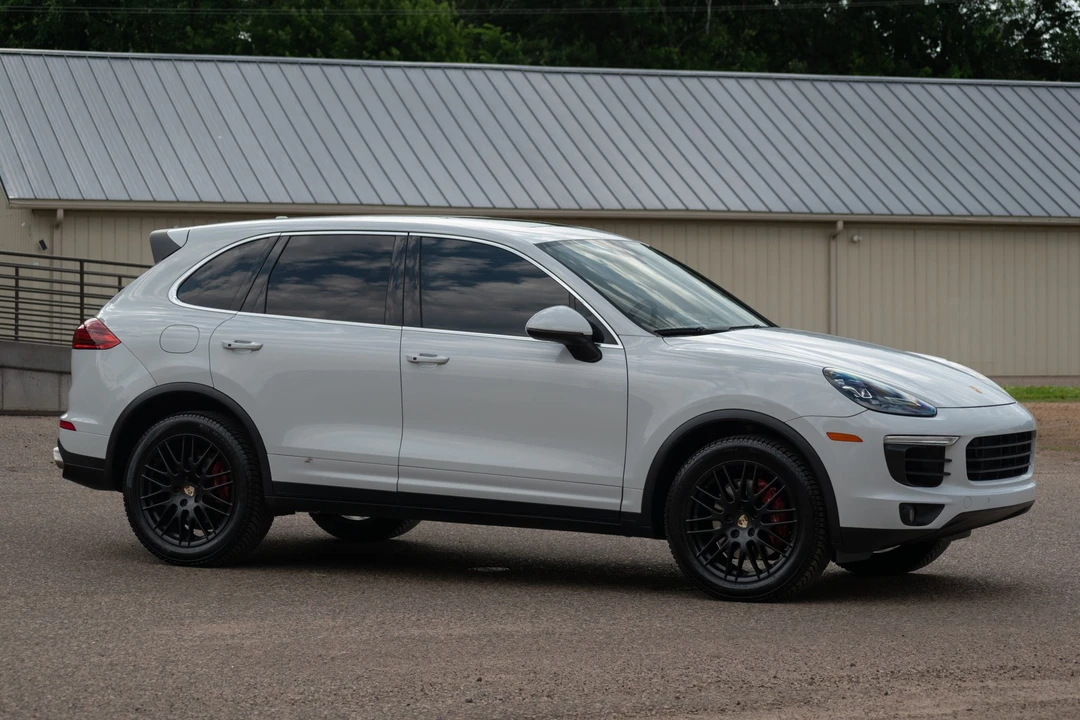 2016 Porsche 958 Cayenne Diesel - Image 26 of 31