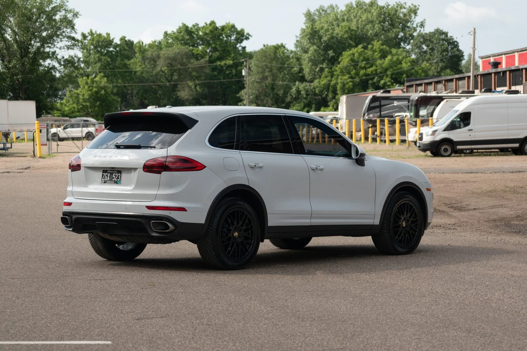2016 Porsche 958 Cayenne Diesel - Image 12 of 31