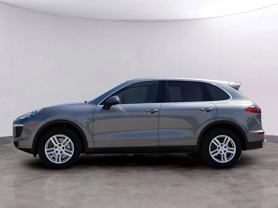 2016 Porsche 958 Cayenne Diesel - Image 2 of 5