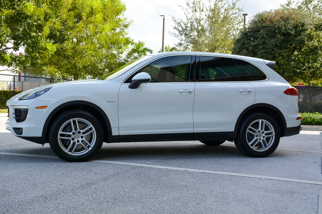 2016 Porsche 958 Cayenne Diesel - Image 4 of 31