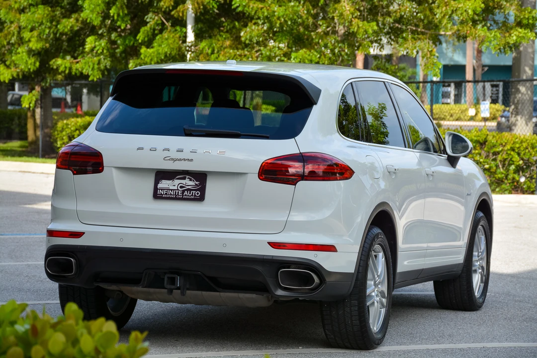 2016 Porsche 958 Cayenne Diesel - Image 8 of 31