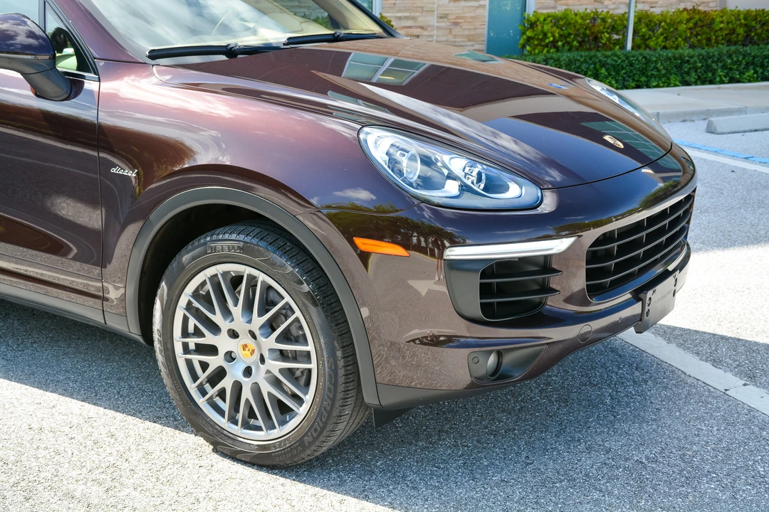 2016 Porsche 958 Cayenne Diesel - Image 29 of 31