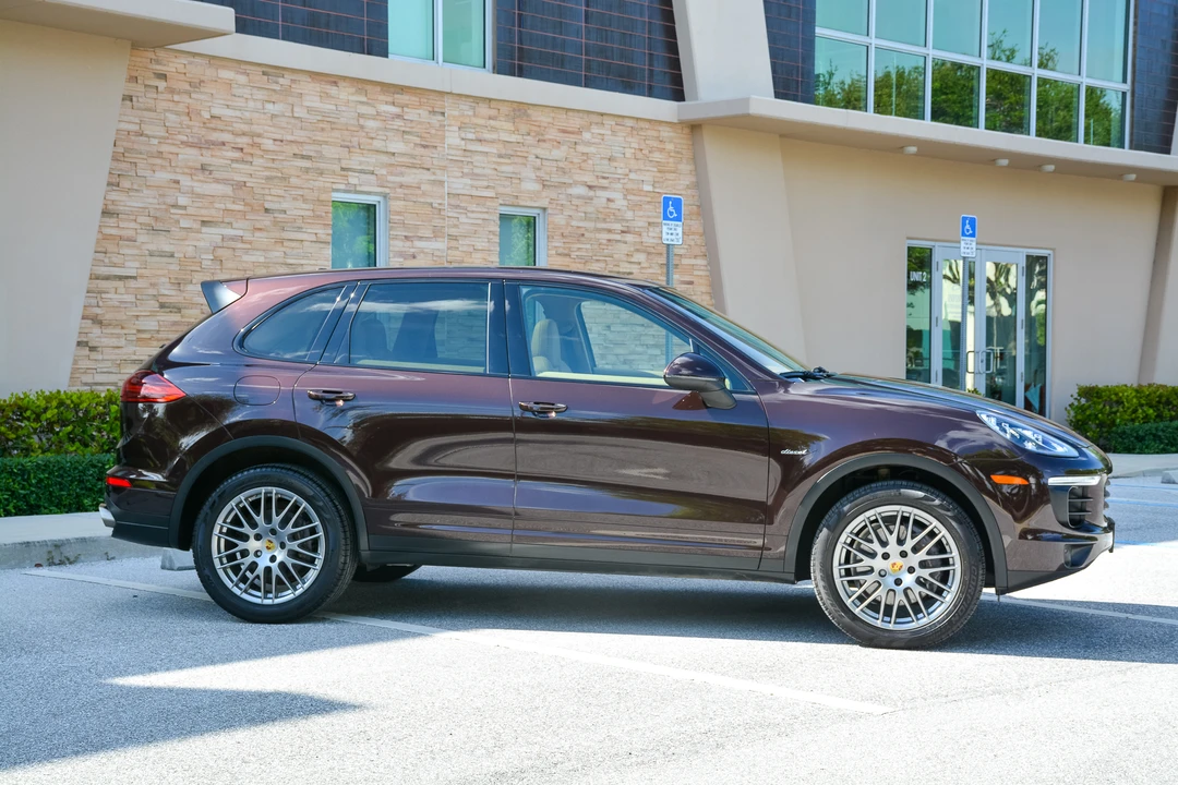 2016 Porsche 958 Cayenne Diesel - Image 4 of 31