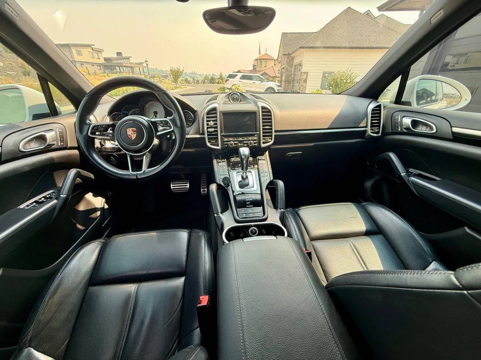 2016 Porsche 958 Cayenne - Image 5 of 11