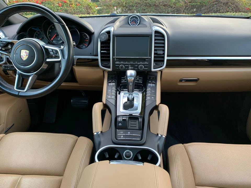 2016 Porsche 958 Cayenne - Image 17 of 31