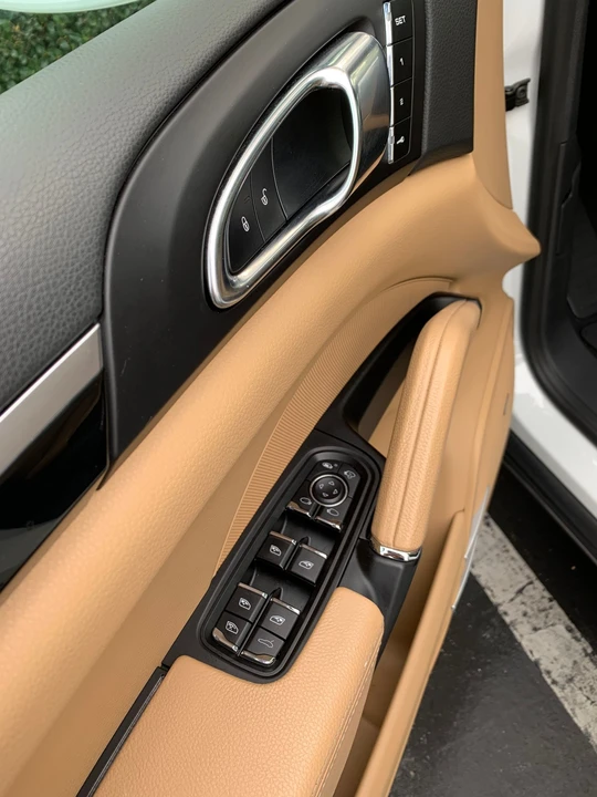 2016 Porsche 958 Cayenne - Image 22 of 31