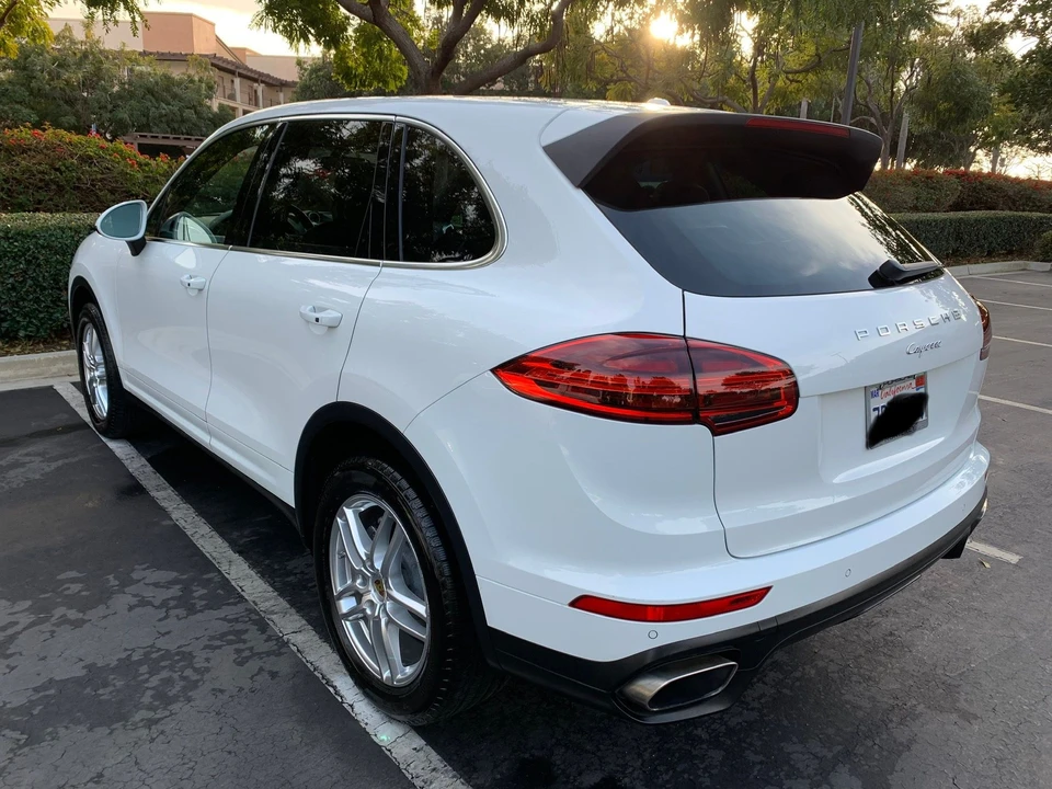 2016 Porsche 958 Cayenne - Image 8 of 31