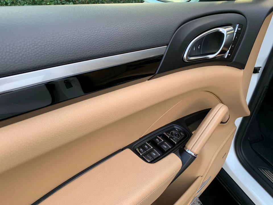 2016 Porsche 958 Cayenne - Image 20 of 31