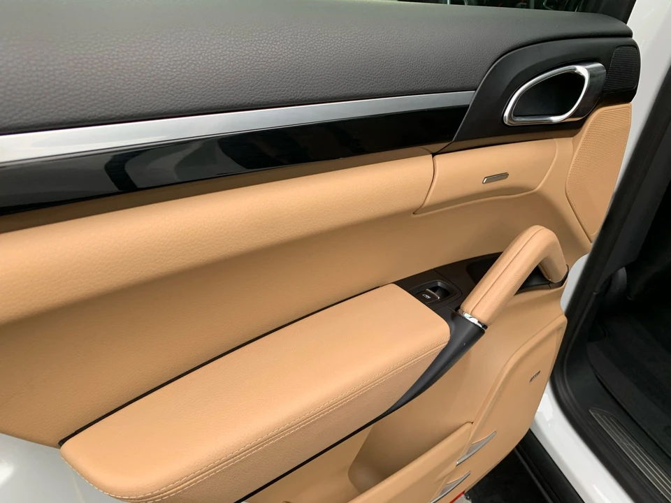2016 Porsche 958 Cayenne - Image 21 of 31
