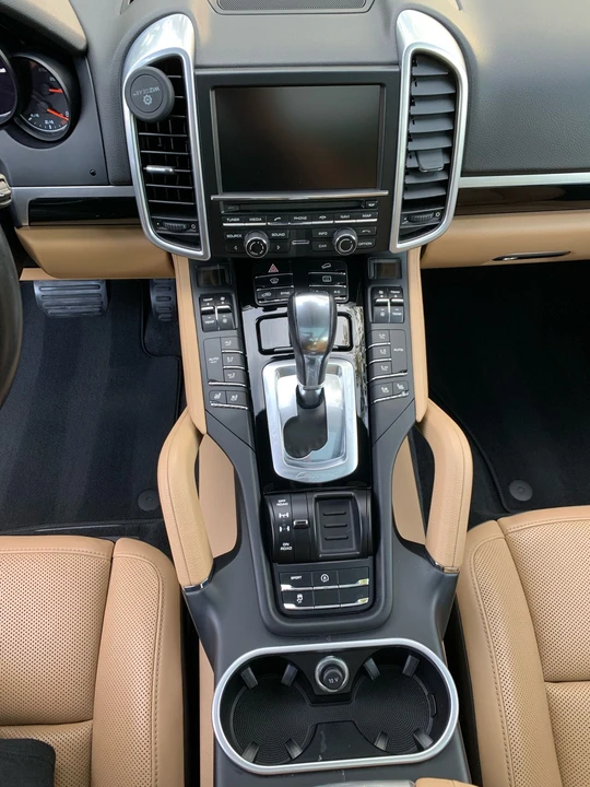 2016 Porsche 958 Cayenne - Image 27 of 31