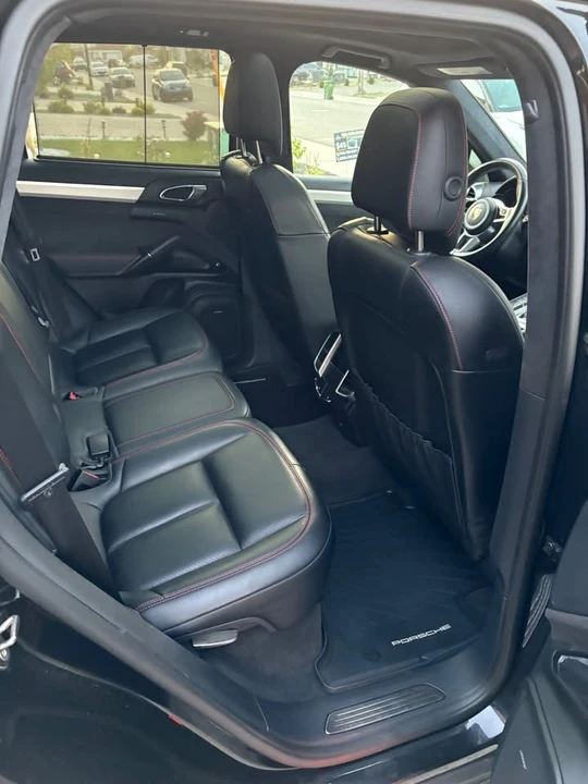 2016 Porsche 958 Cayenne GTS - Image 14 of 18