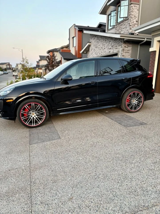 2016 Porsche 958 Cayenne GTS - Image 2 of 18