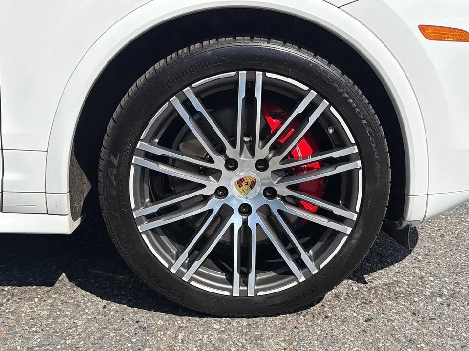 2016 Porsche 958 Cayenne GTS - Image 14 of 20