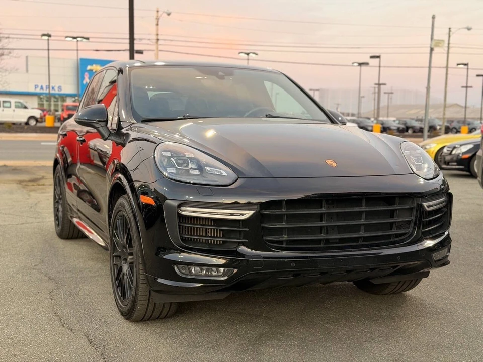 2016 Porsche 958 Cayenne GTS - Image 2 of 8