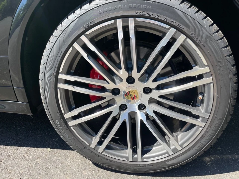 2016 Porsche 958 Cayenne GTS - Image 9 of 30