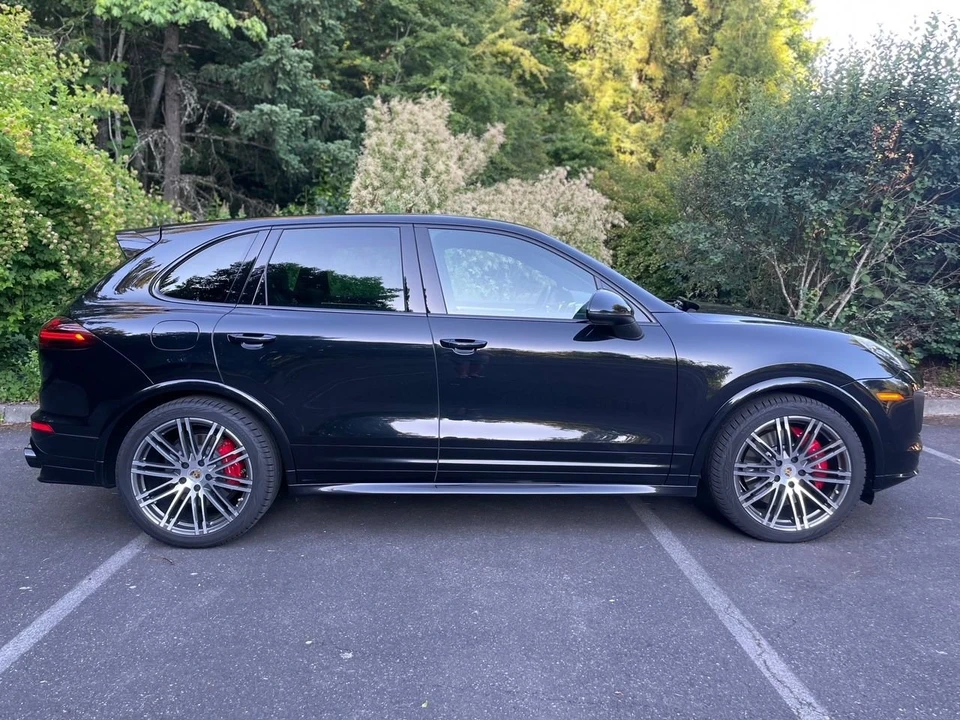 2016 Porsche 958 Cayenne GTS - Image 24 of 30