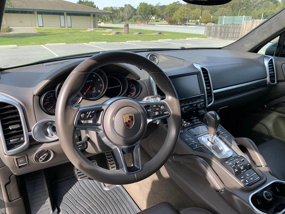 2016 Porsche 958 Cayenne GTS - Image 9 of 13