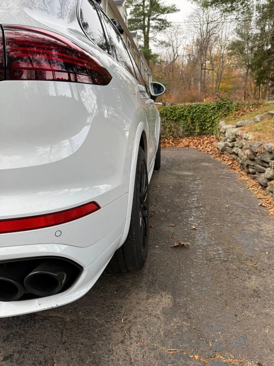 2016 Porsche 958 Cayenne GTS - Image 8 of 20