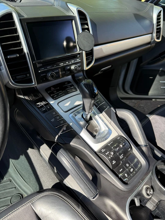2016 Porsche 958 Cayenne GTS - Image 18 of 20