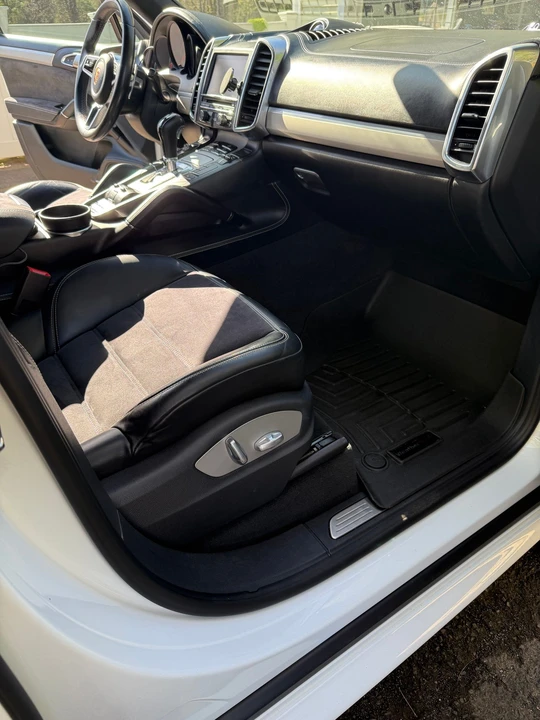 2016 Porsche 958 Cayenne GTS - Image 17 of 20