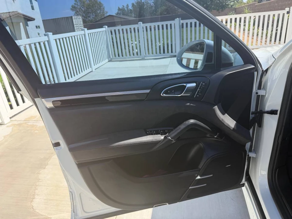 2016 Porsche 958 Cayenne GTS - Image 15 of 22