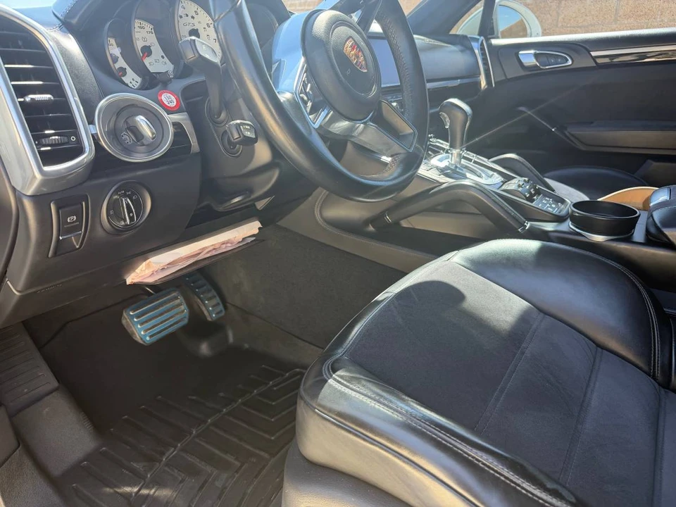 2016 Porsche 958 Cayenne GTS - Image 21 of 22