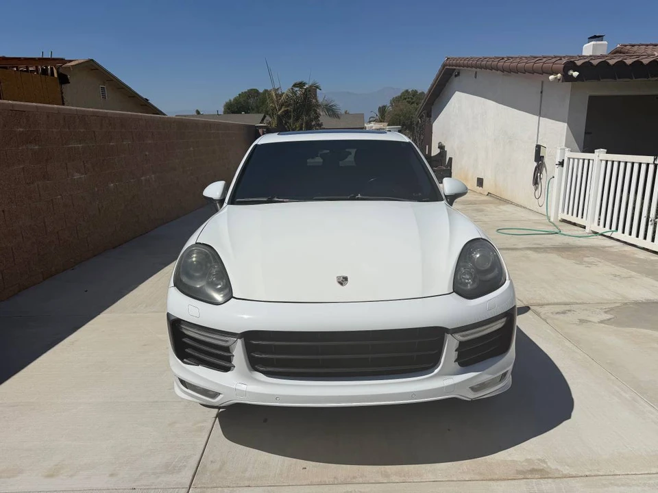 2016 Porsche 958 Cayenne GTS - Image 2 of 22