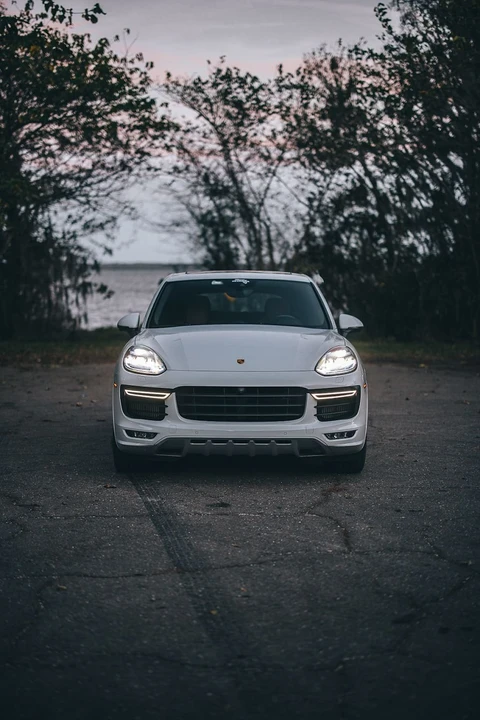 2016 Porsche 958 Cayenne GTS - Image 2 of 20
